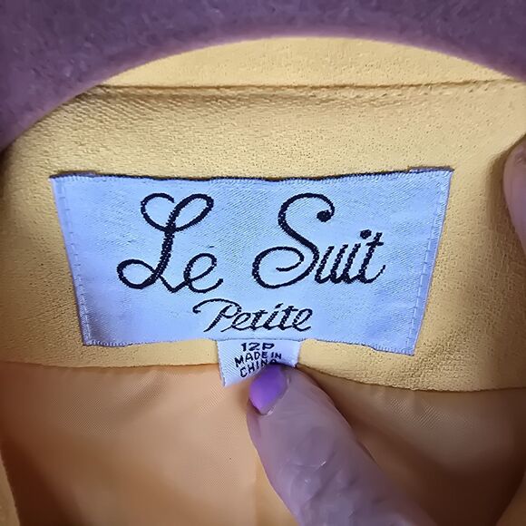 Le Suit Petite Womens Butter Yellow Cropped Blazer Jacket 8P Y2K Retro On Trend - Picture 3 of 9
